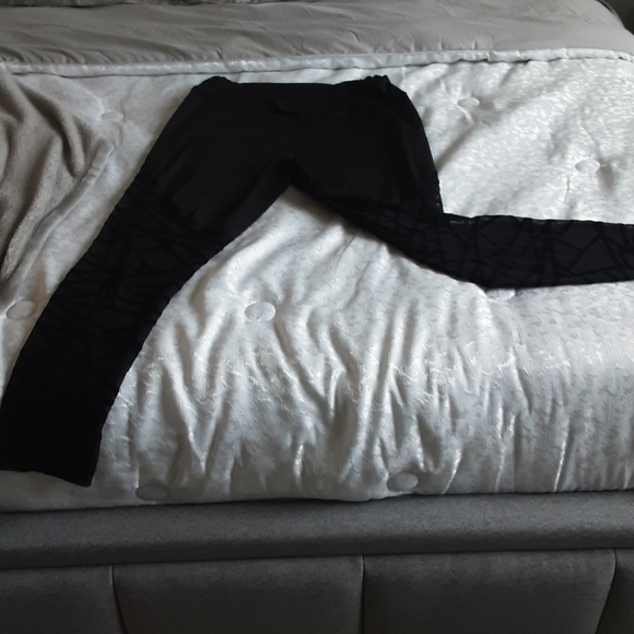 See through mesh leggings - Picture 3 of 3